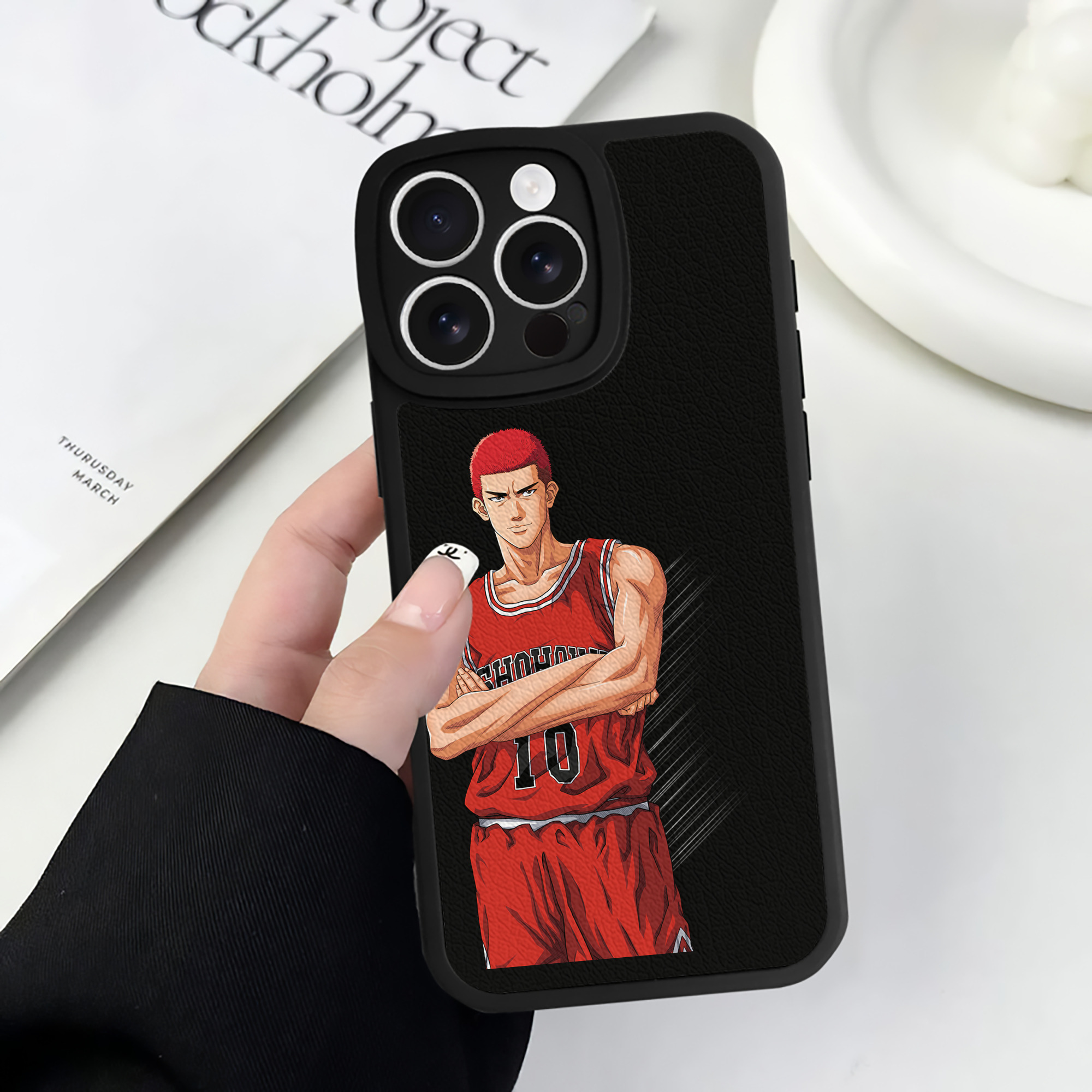 （画像用） SLAM DUNK／スラムダンク 【iPhone 16シリーズ対応】シリコンスマホケース（レザー調） 材質：シリコン